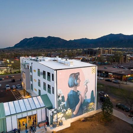 Kinship Landing Hotel Colorado Springs Exterior photo