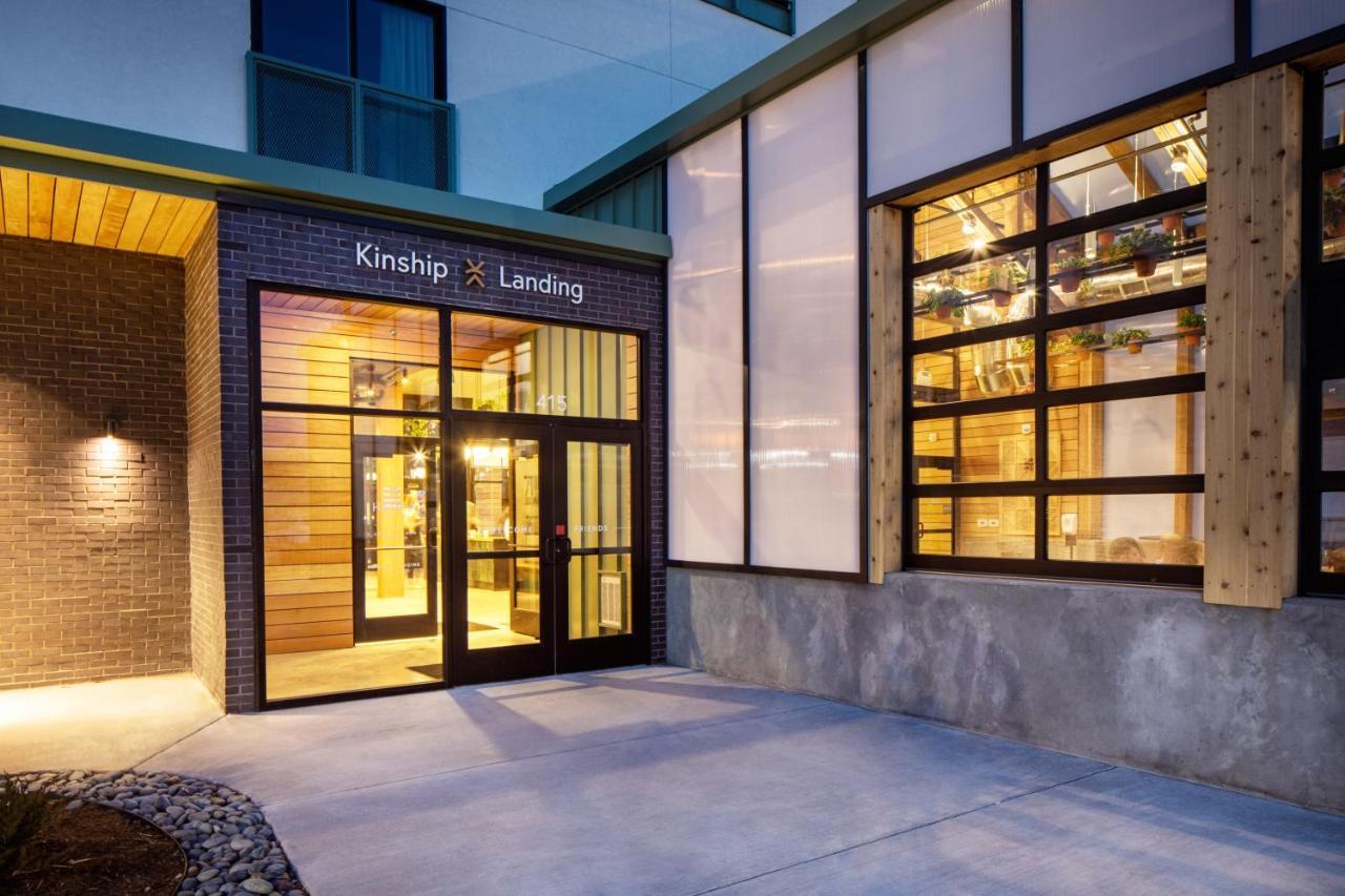 Kinship Landing Hotel Colorado Springs Exterior photo
